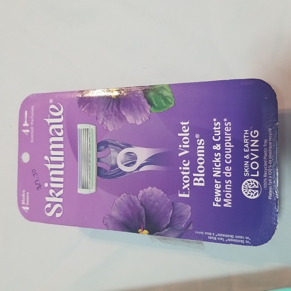 Skintimate Razor and Refill Set - Picture 4 of 6